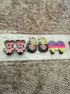 NWOT CRYSTAL COLLECTIONS Set Hair Clips Accessory Disney Theme